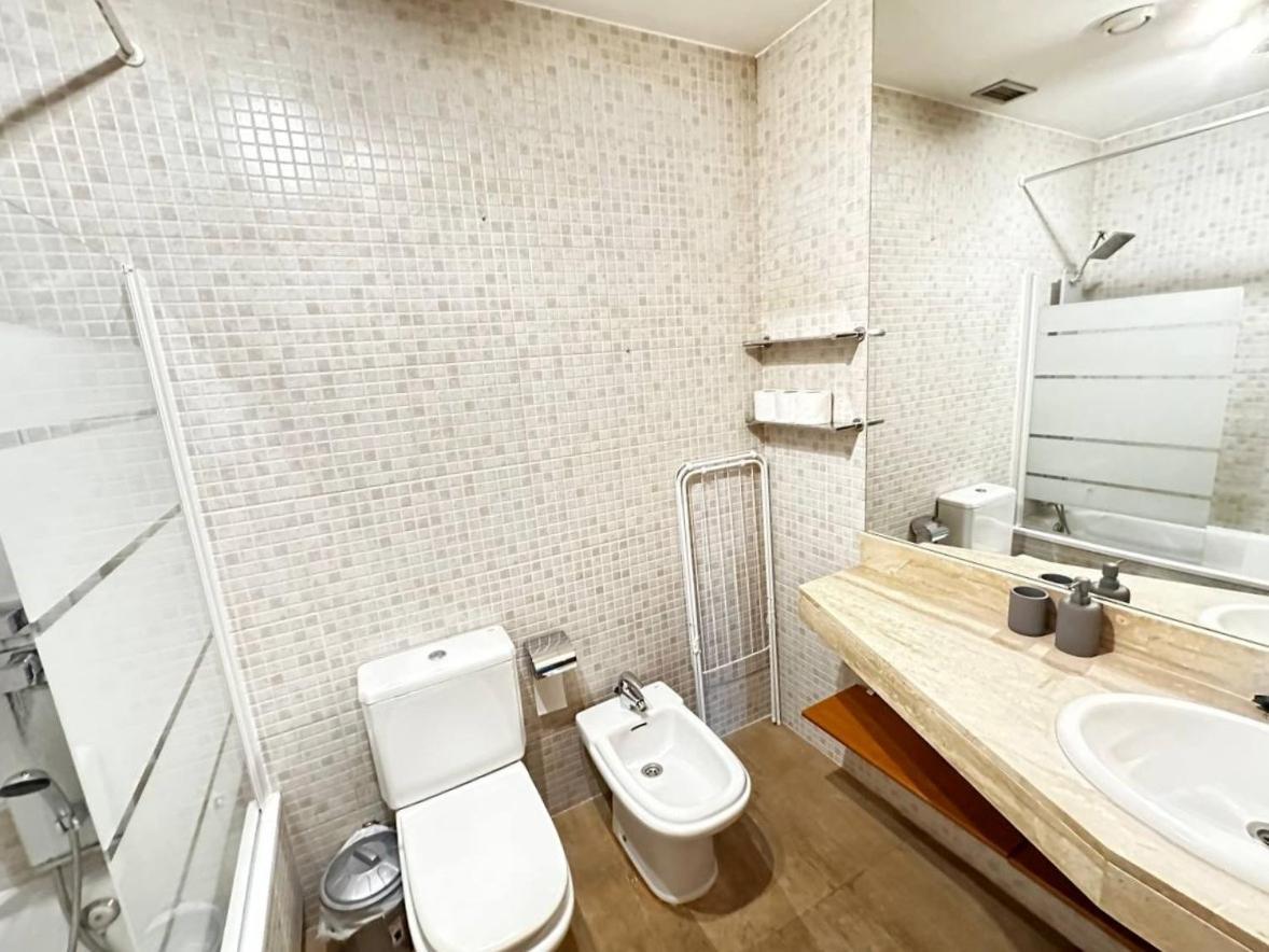 Aribau Habitaciones Barcelona Exterior photo